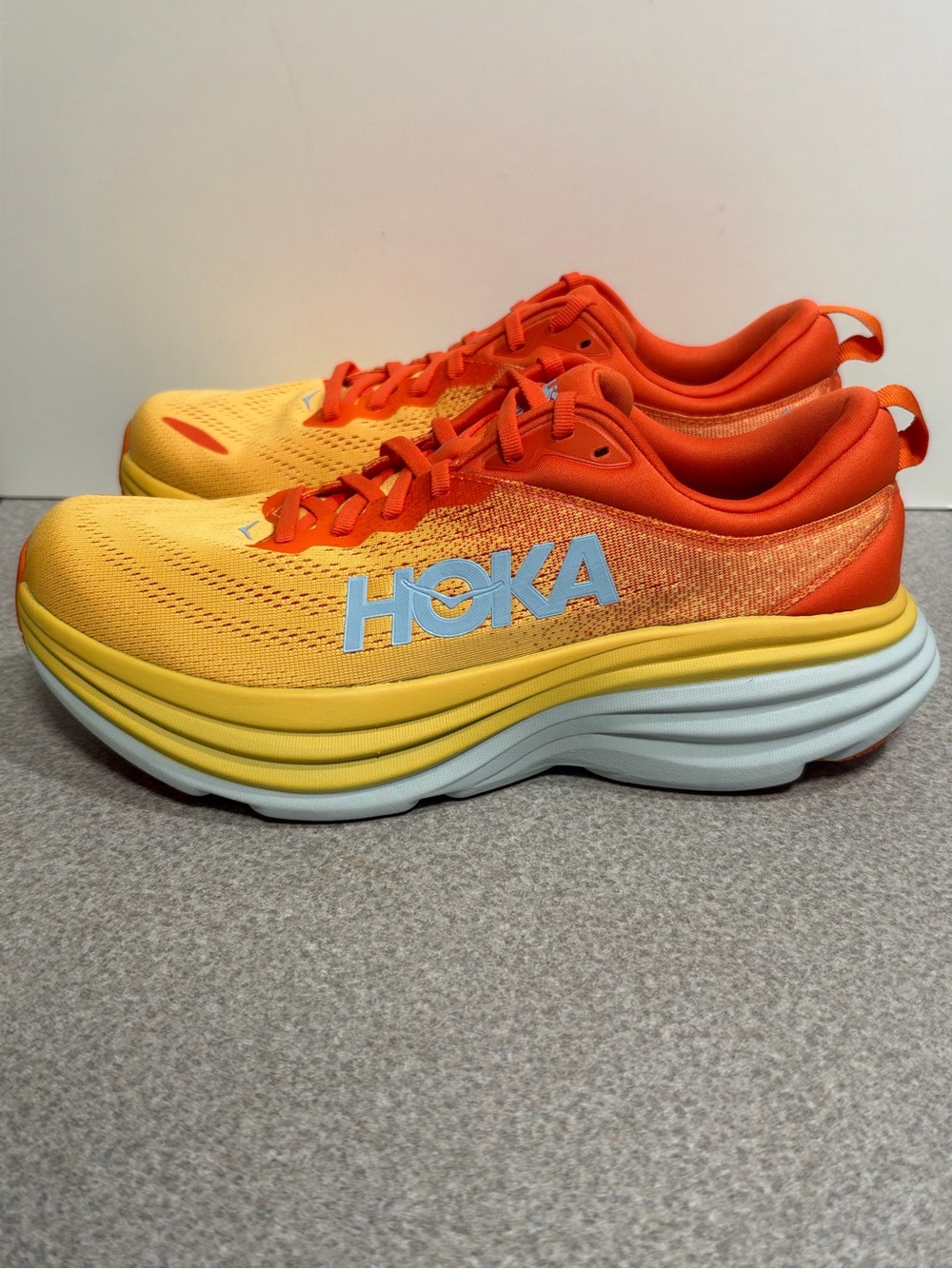 Hoka One One Bondi 8 Puffin's Bill Orange Amber Yellow Size 9.5 Men 1123202PBAY